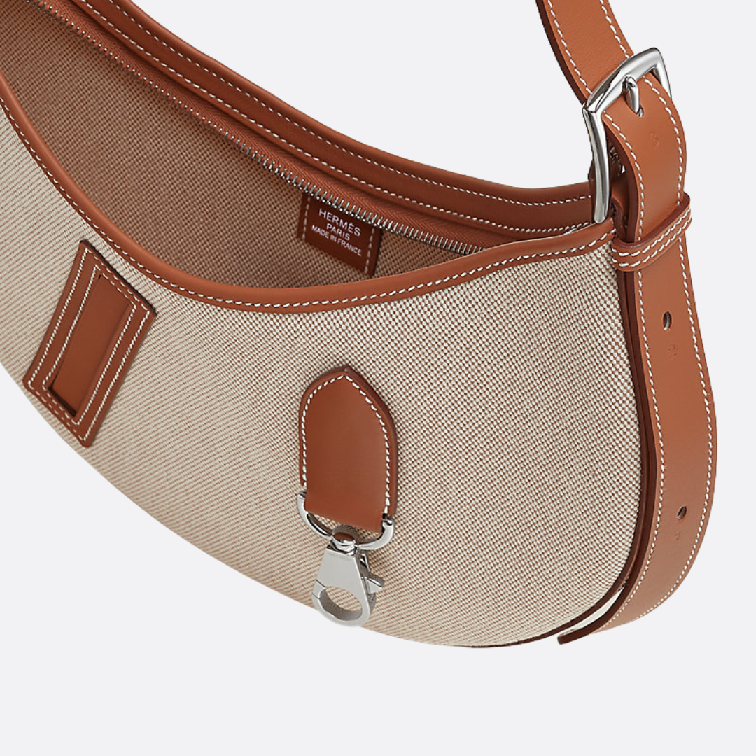 Small Saddle Bag Made Of Fabric And Leather From HMÈ