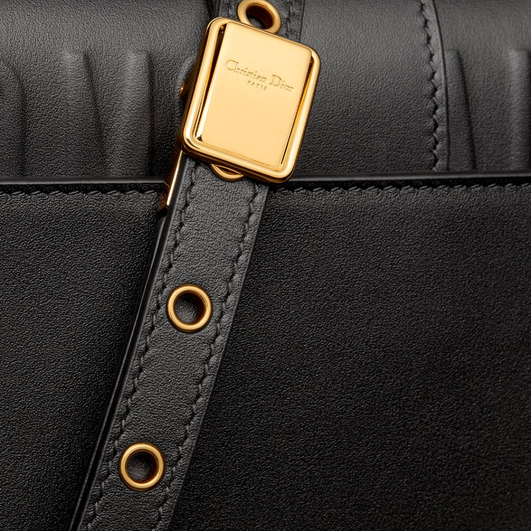 DR 30 Montaigne East-west Bag With Chain