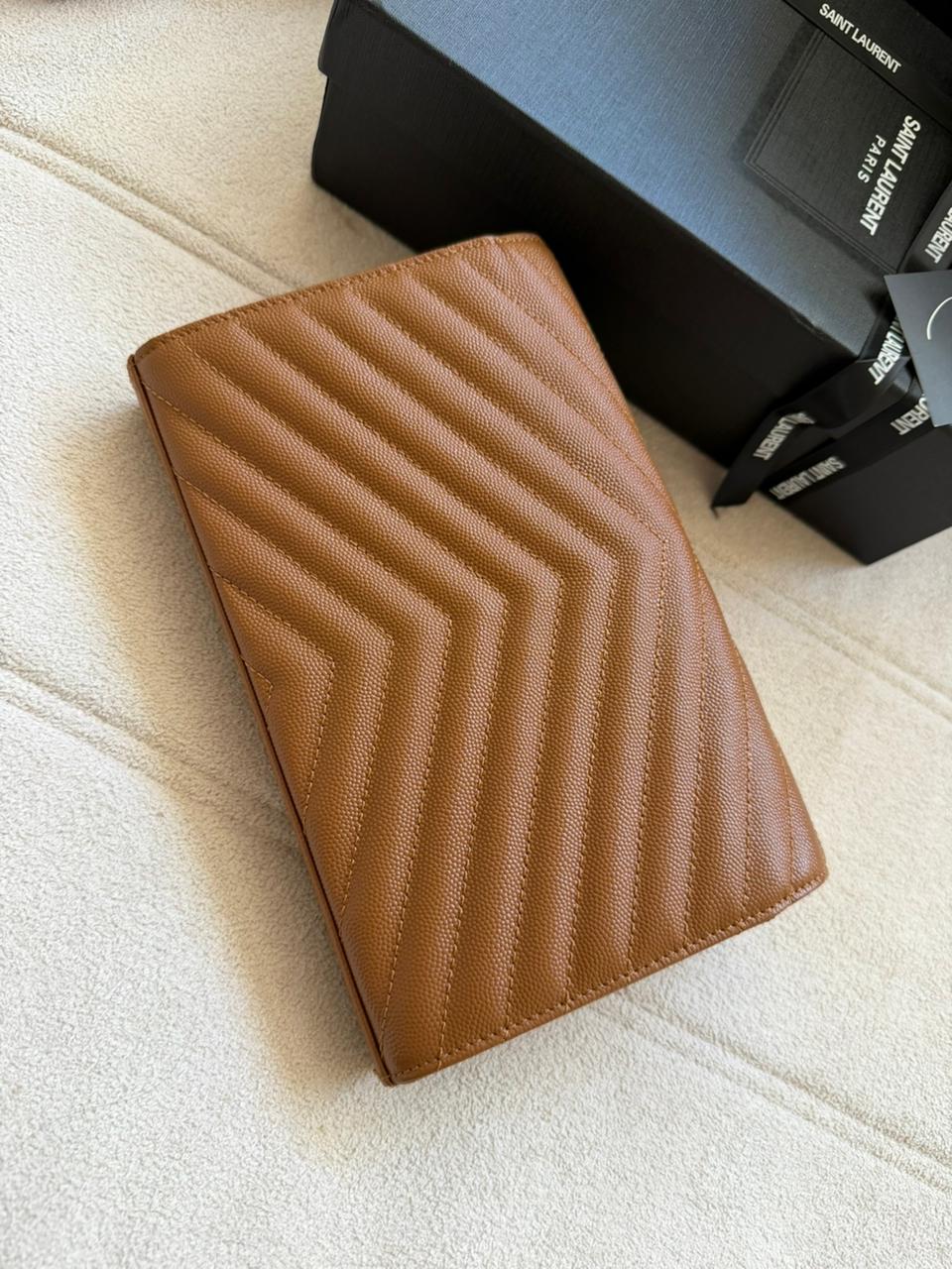 Envelope Wallet Crossbody in Tan Chevron Quilted Leather, image 4