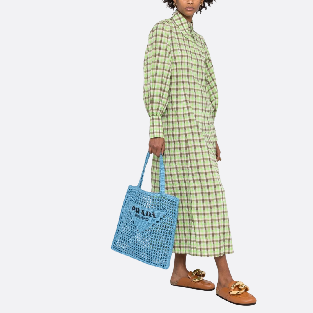 Tote Bag in Light Blue Open-Weave Crocheted Raffia, image 9