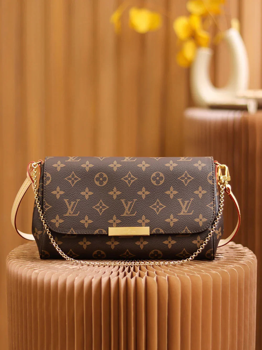 Curved Flap Crossbody in Brown Printed Canvas with Gold Chain