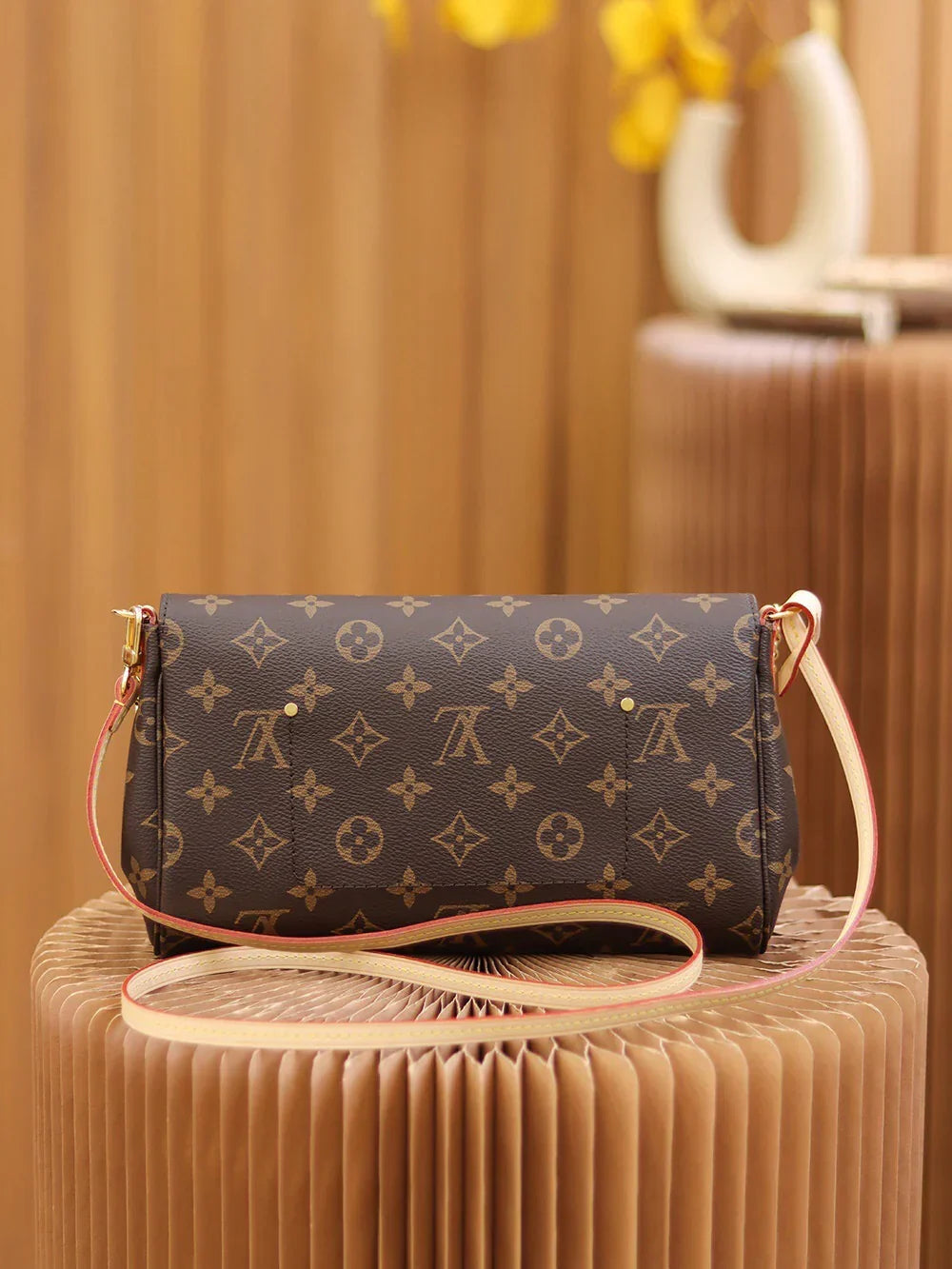 Curved Flap Crossbody in Brown Printed Canvas with Gold Chain, image 2