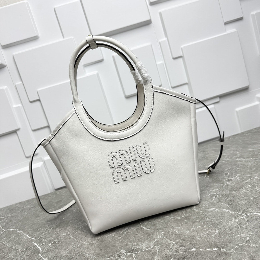 VALORA™ Classic Tote White