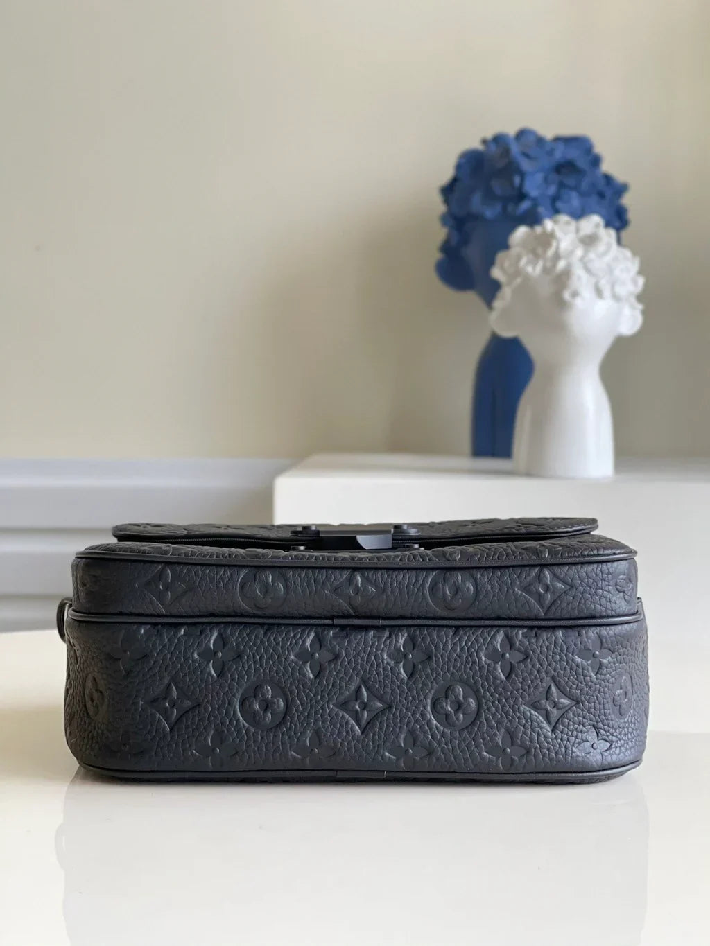 Boxy Crossbody Bag in Gray Embossed Leather with Top Handle, image 4