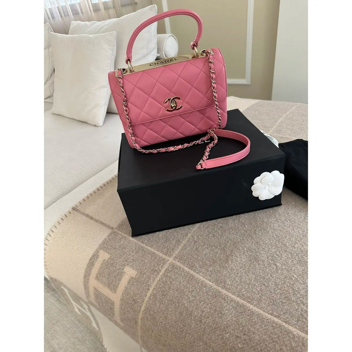 Flap Bag in Pink Quilted Leather with Rolled Top Handle, image 15