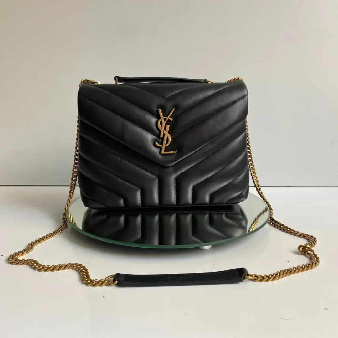 Small Flap Bag in Black Chevron Quilted Leather with Chain, image 4