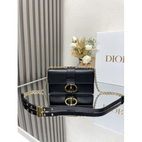 DR 30 Montaigne East-west Bag With Chain