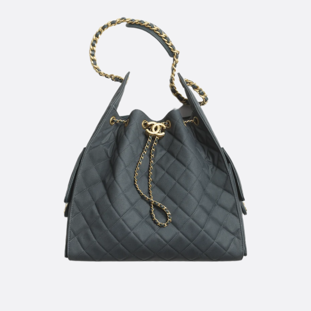 CH 25 Medium Shoulder Bag
