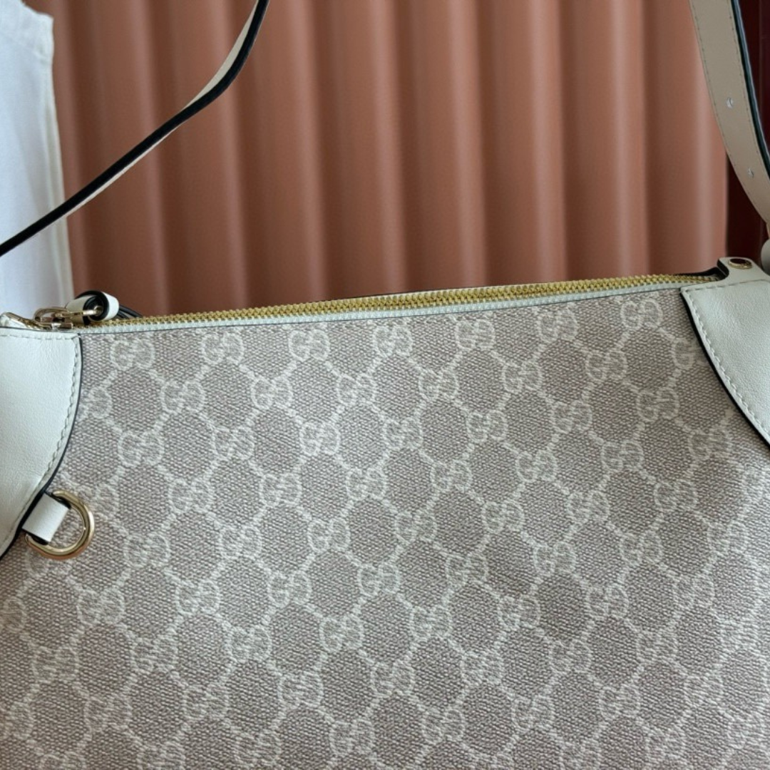 GC – Small Shoulder Bag With Gg Emblem