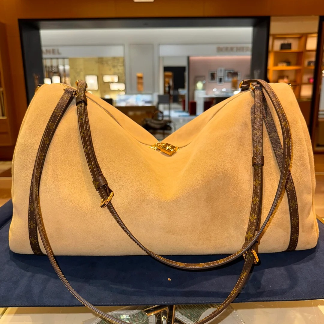 Shoulder Bag in Grained Leather with Printed Canvas Straps, image 5