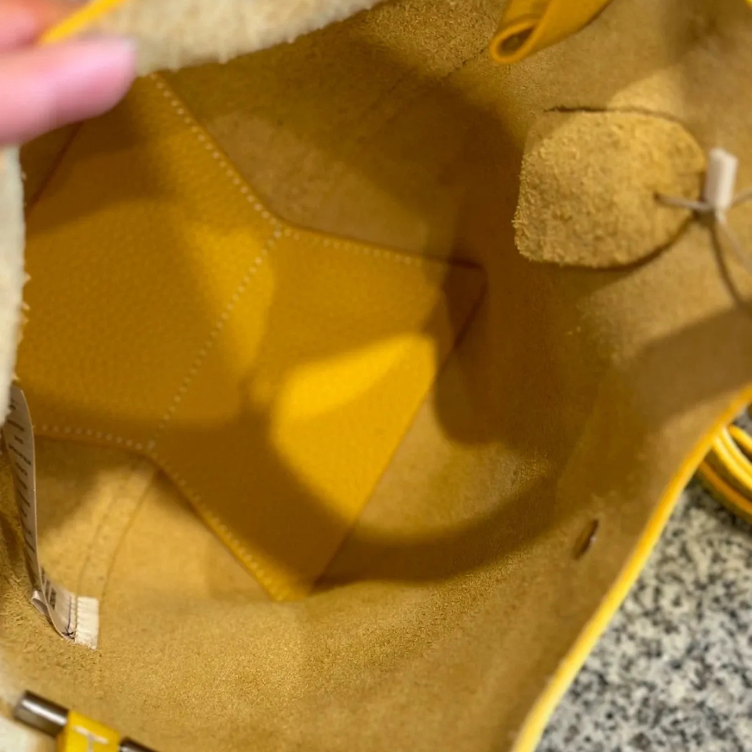 Small Bucket Tote Bag in Grained Leather with Tab Closure, image 20