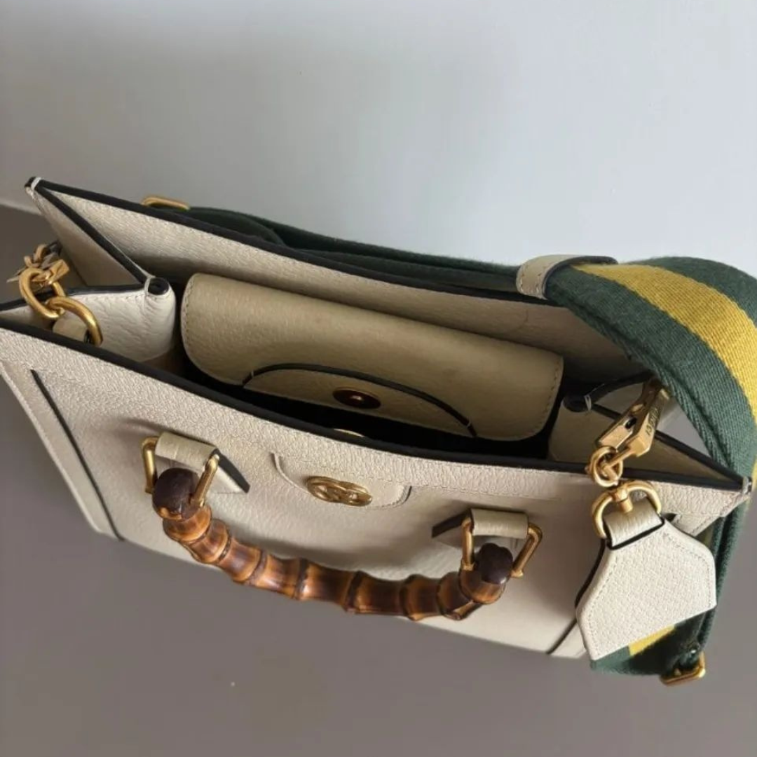 Tote Bag in Taupe Grained Leather with Bamboo Handles, image 8