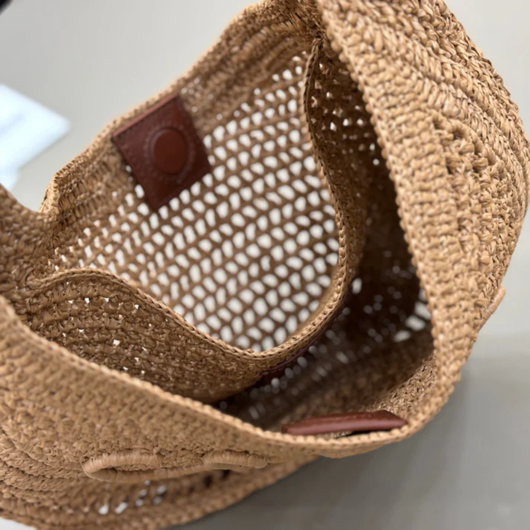 CLÉ Summer Raffia Banana Bag