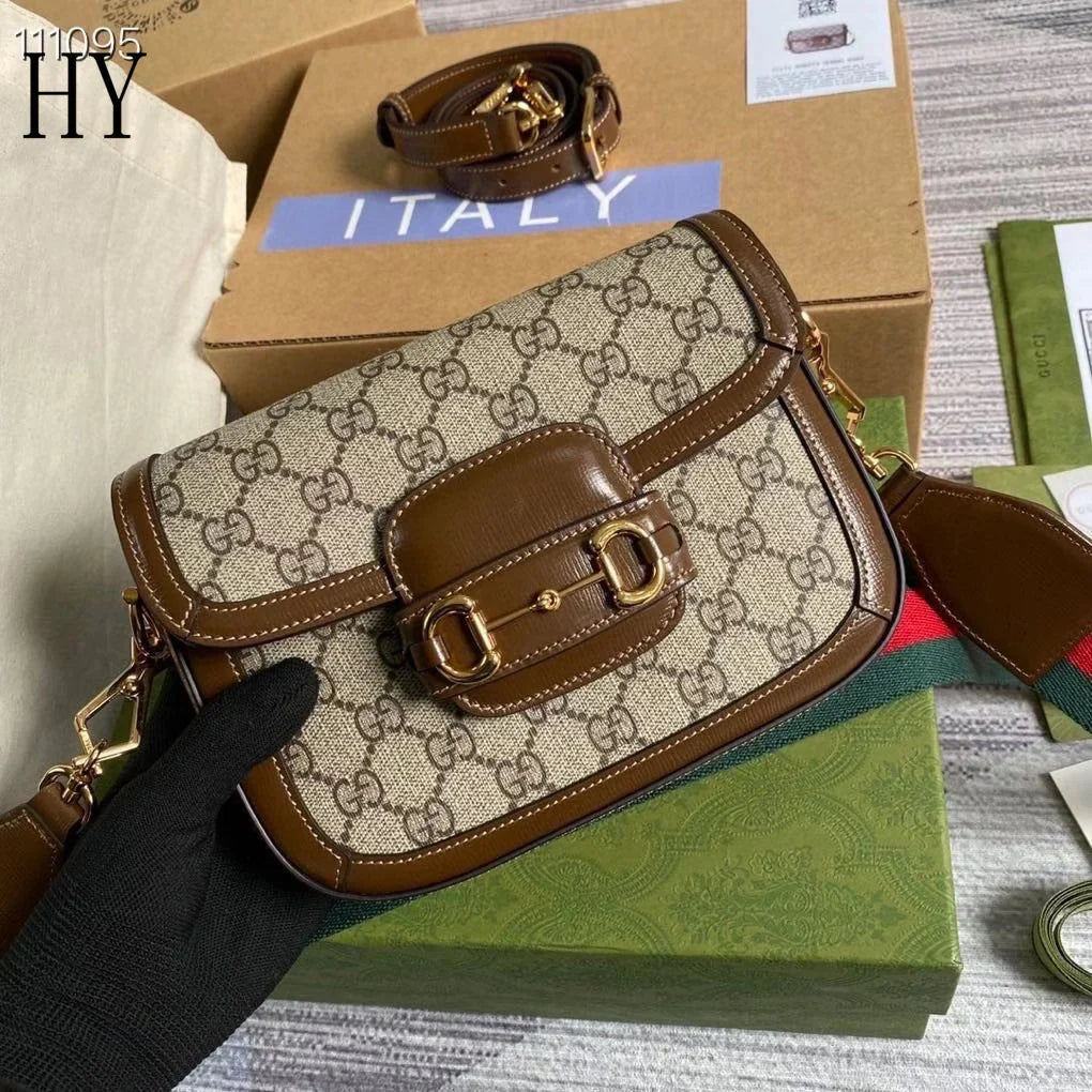 GC Horsebit Shoulder Bag