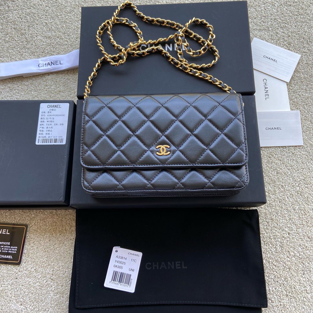 CC Classic WOC Lambskin Black