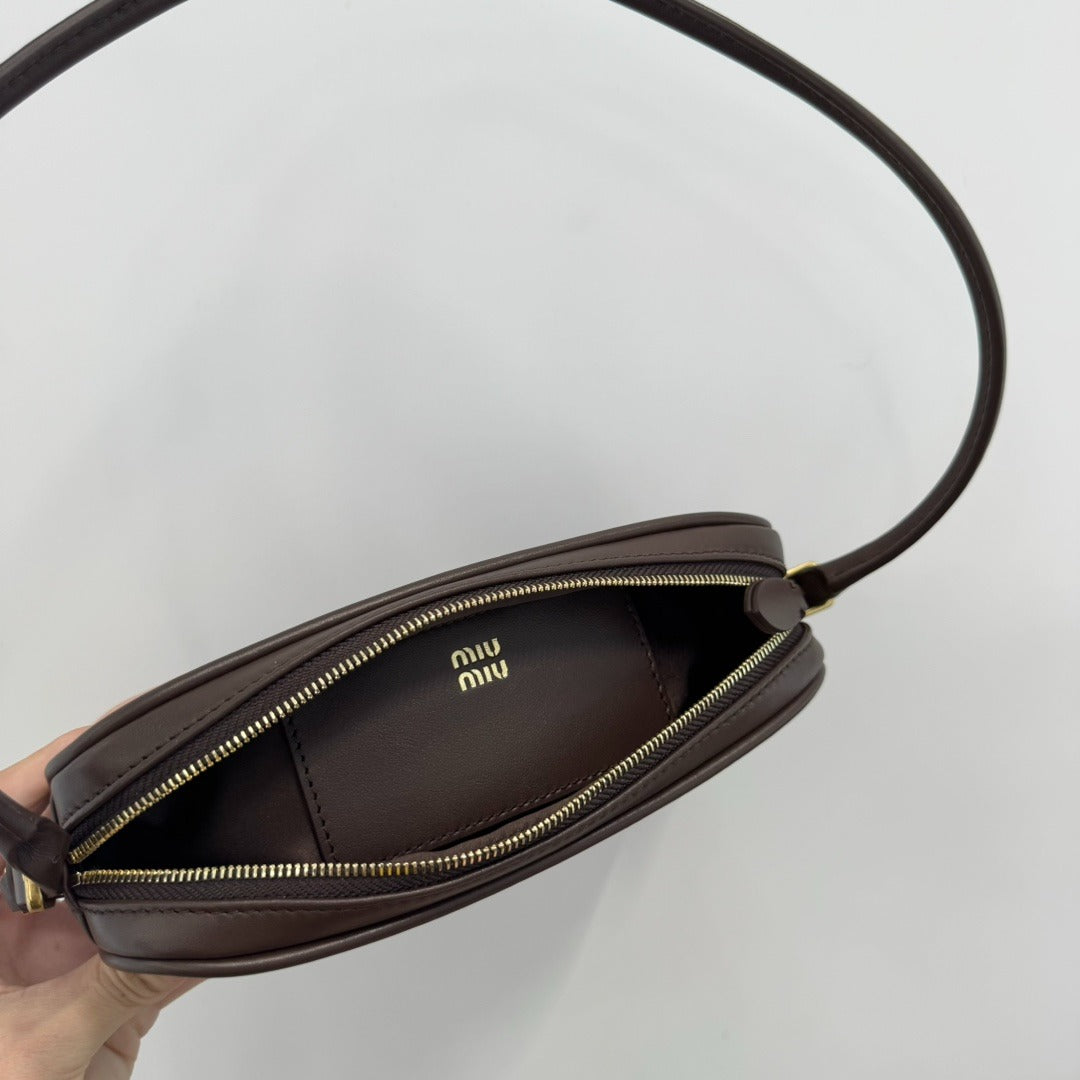 Slim Baguette Shoulder Bag in Dark Brown Smooth Leather, image 7