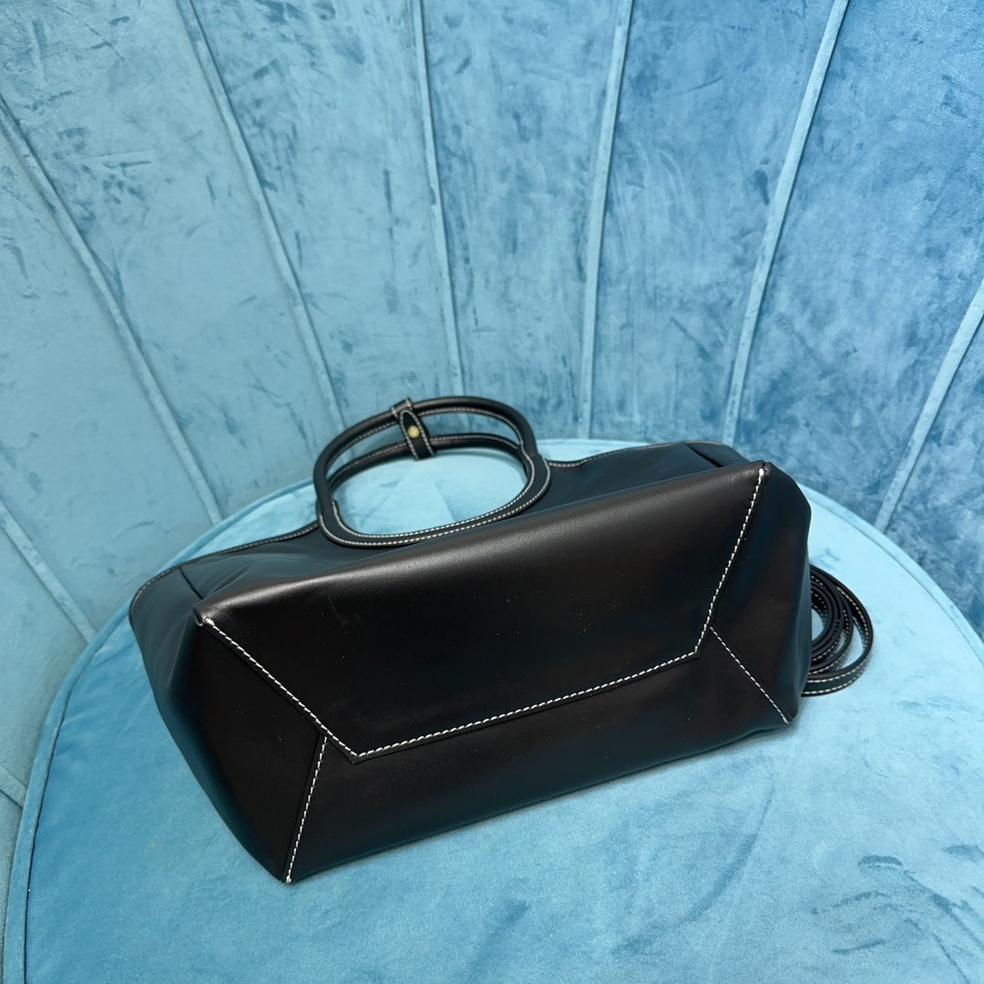 Structured Tote Bag in Black Smooth Leather with Round Handles, image 4