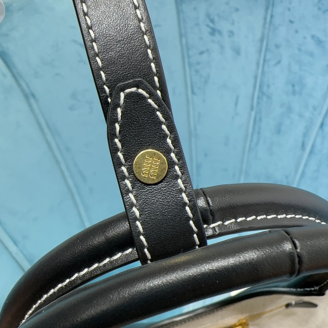 Structured Tote Bag in Black Smooth Leather with Round Handles, image 8