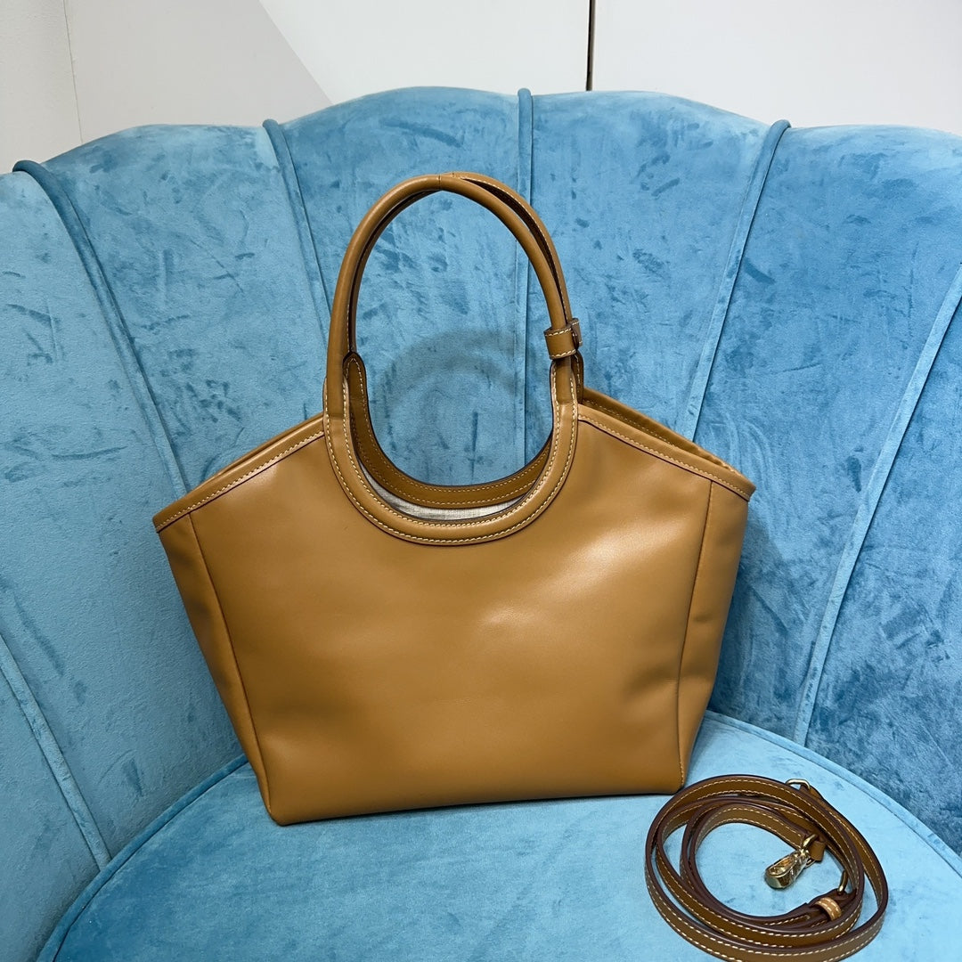 VALORA™ Classic Tote Brown