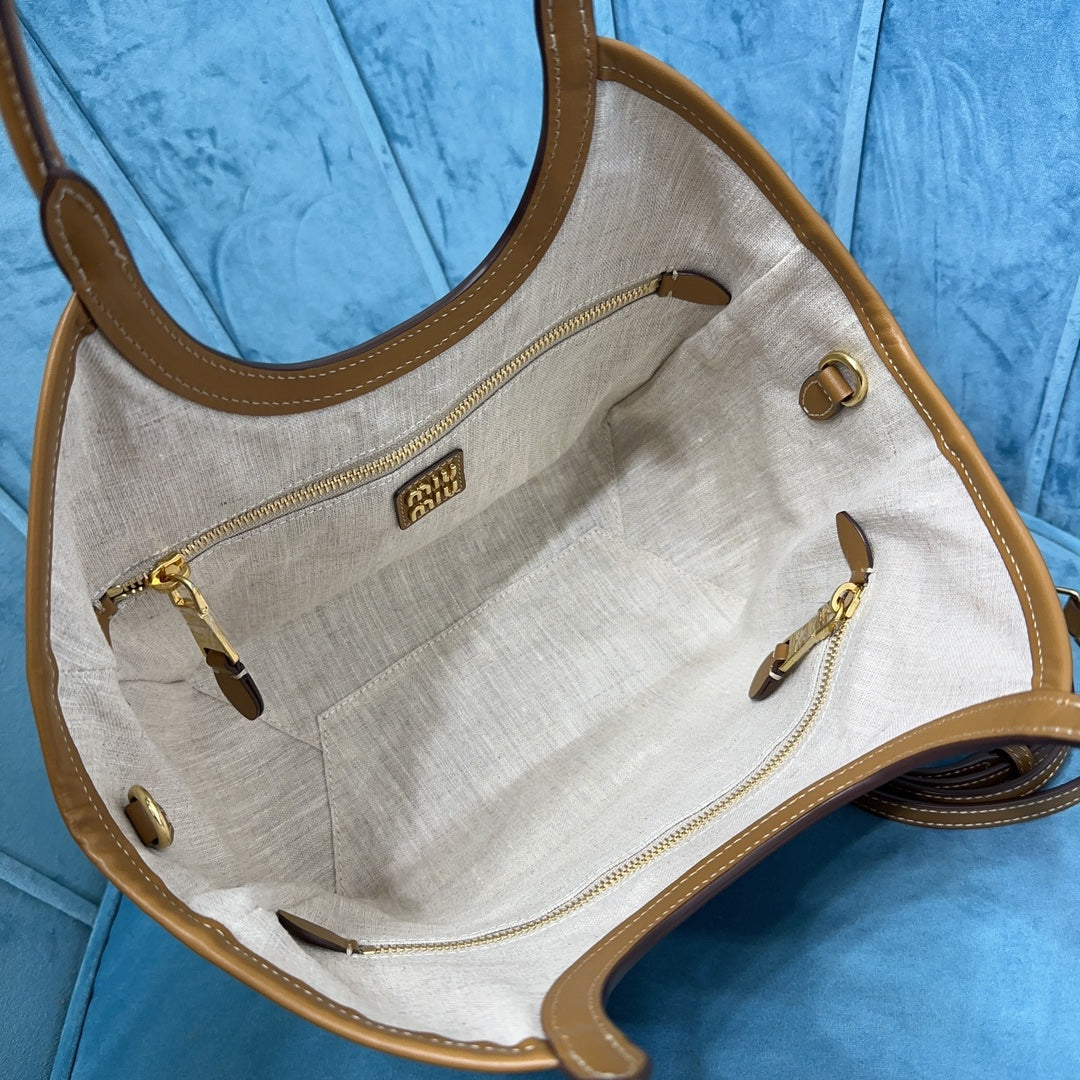 Bucket Tote Bag in Tan Smooth Leather with Round Handles, image 7