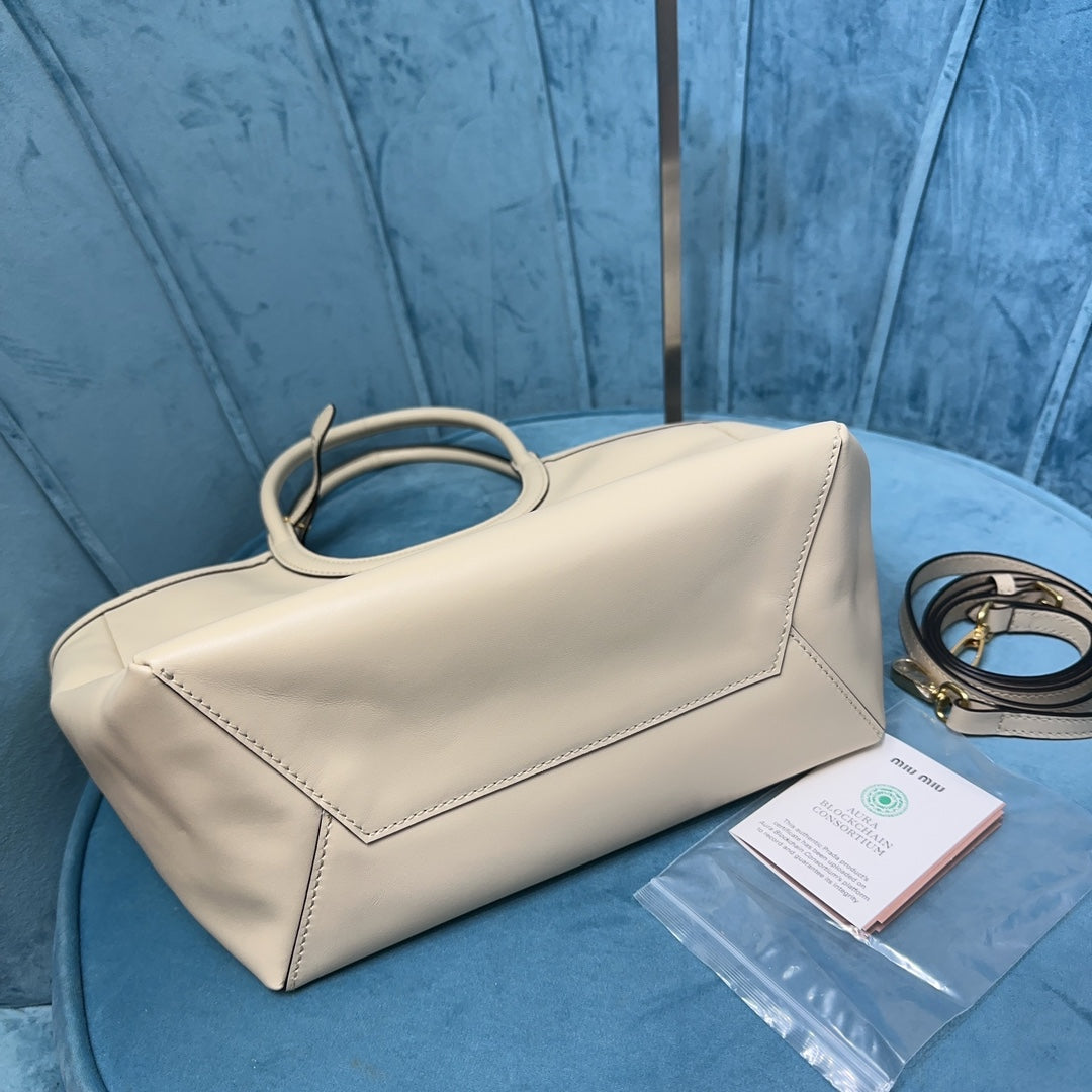 Structured Smooth Leather Tote Bag with Rounded Cut-Out Handles, image 8