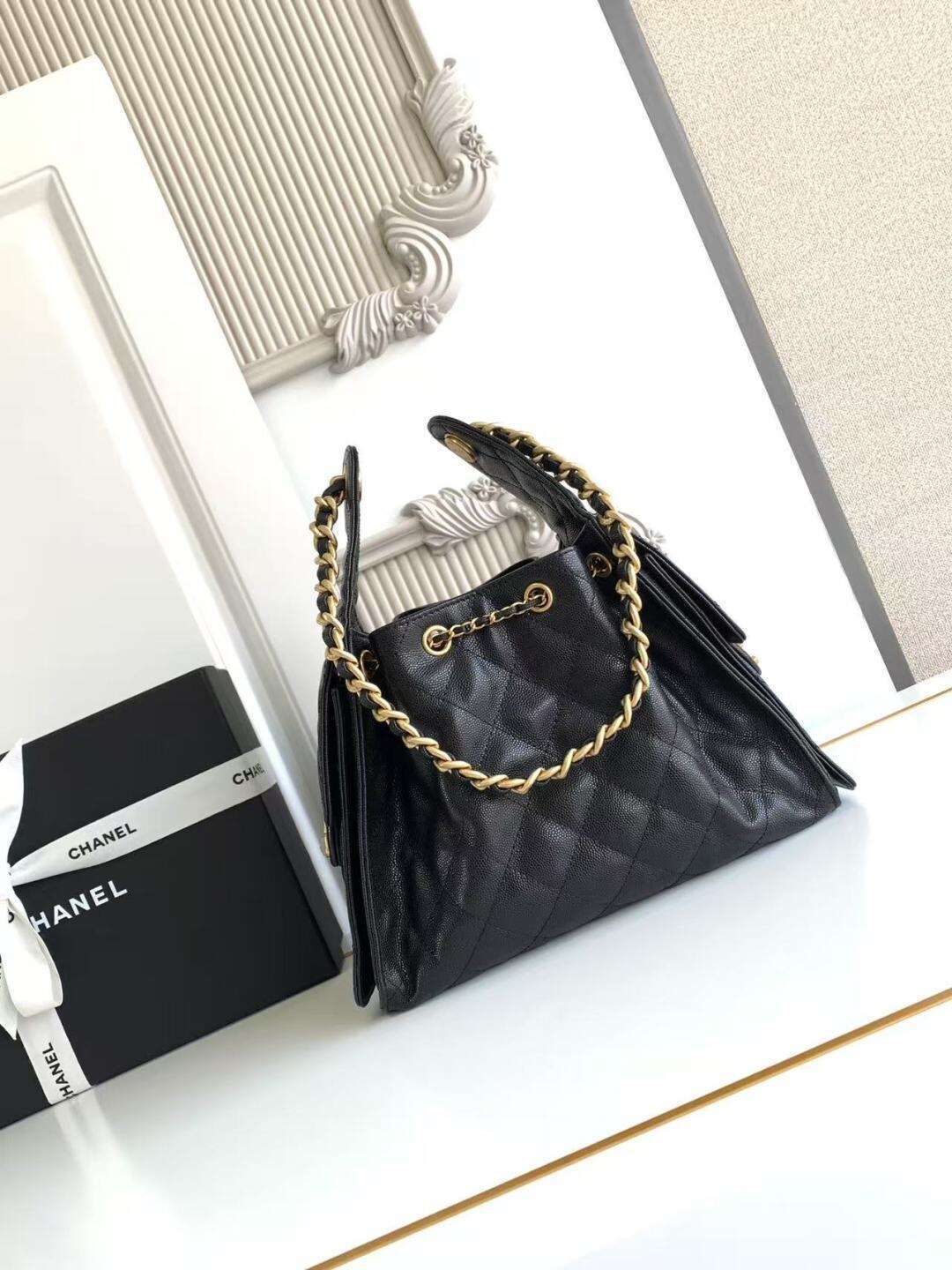 CHNL 25 Small Black Hobo