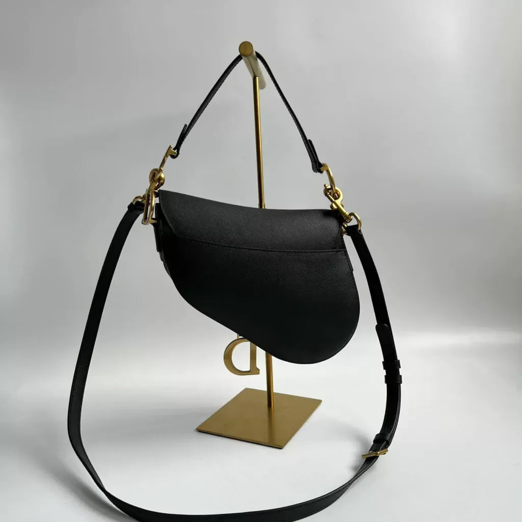 Saddle Shoulder Bag in Black Grained Leather with Flap, image 3