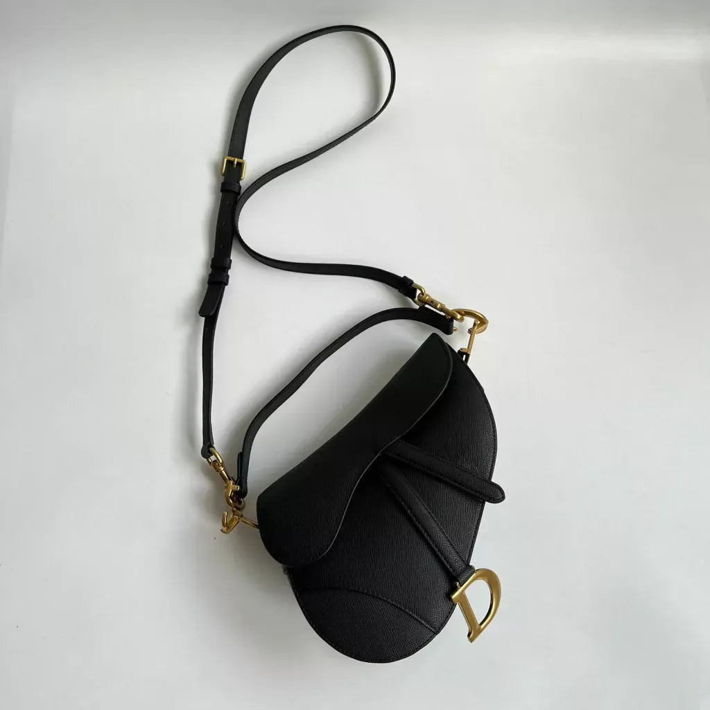 Saddle Shoulder Bag in Black Grained Leather with Flap, image 4