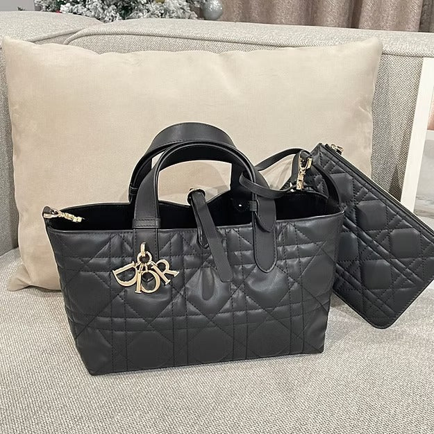Tote Bag in Black Quilted Leather with Long Handles, image 10
