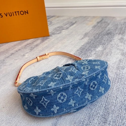 Gathered Hobo Bag in Blue Washed Denim with Gold Zip, image 9
