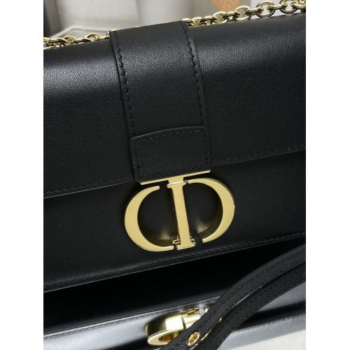 DR 30 Montaigne East-west Bag With Chain